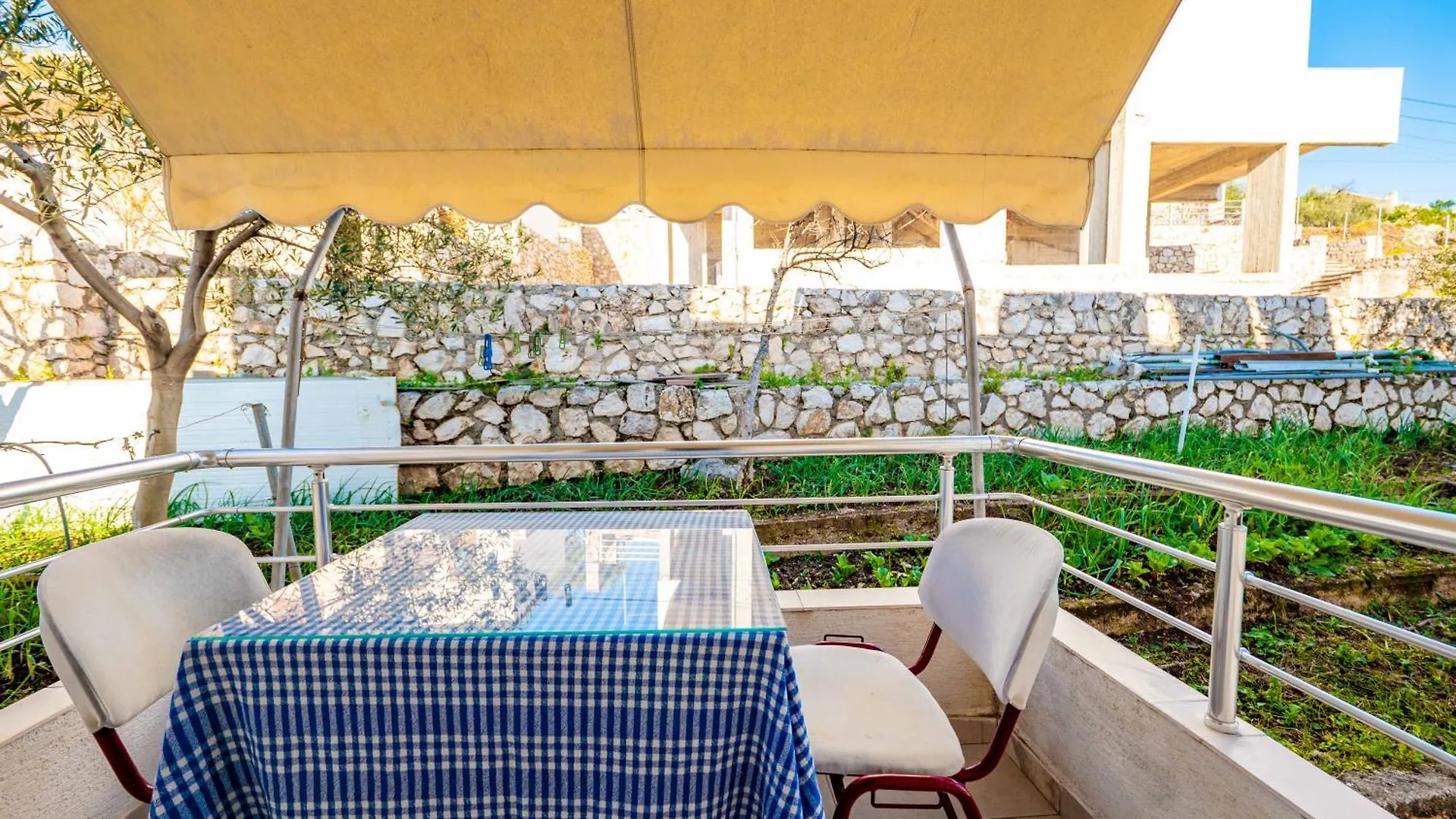 Vila Agim Doko Ksamil